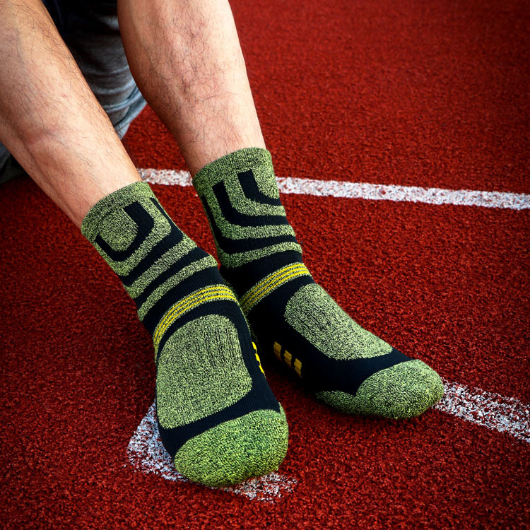 مكافحة نفطة تيري الجوارب للرجا - مراجعة Fishing Socks وسعره